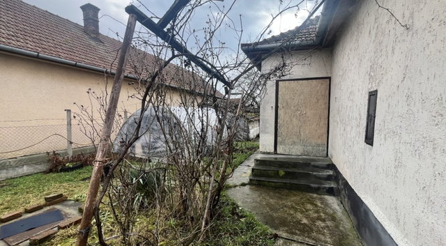 Eladó családi ház, Kötegyánon 5.99 M Ft, 2 szobás