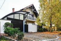Eladó családi ház, Pécsett 145 M Ft, 7 szobás