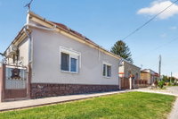Eladó családi ház, Dadon 56 M Ft, 3 szobás