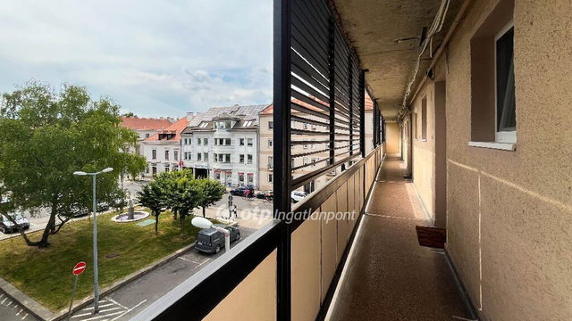 Kiadó téglalakás, albérlet, Győrött 180 E Ft / hó, 1+1 szobás