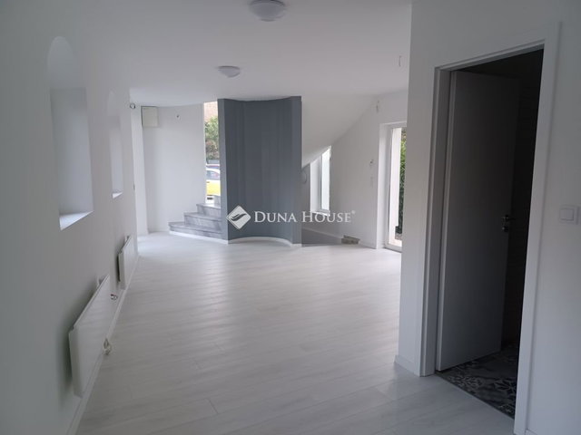 Kiadó téglalakás, albérlet, Szentendrén 490 E Ft / hó