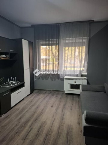 Eladó téglalakás, Szekszárdon, Toldi utcában 45.5 M Ft