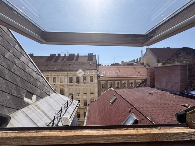 Eladó téglalakás, Budapesten, IX. kerületben 102 M Ft, 4 szobás