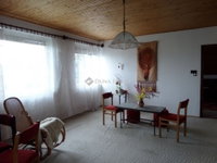 Eladó családi ház, Komlón 80 M Ft, 6 szobás