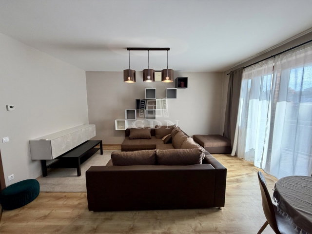 Kiadó téglalakás, albérlet, Vácon 280 E Ft / hó, 1+2 szobás