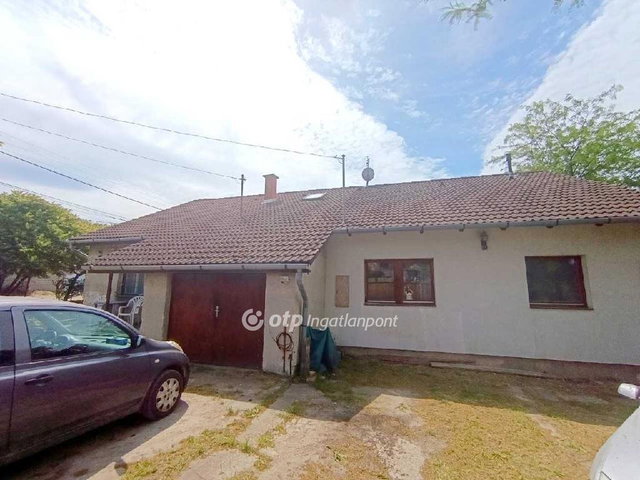 Eladó családi ház, Érden 135 M Ft, 6 szobás