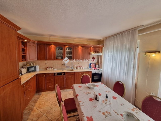 Eladó családi ház, Gárdonyban 96 M Ft, 3 szobás