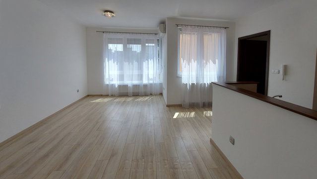 Eladó téglalakás, Budapesten, VI. kerületben, Szív utcában