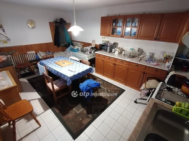 Eladó családi ház, Debrecenben 74.9 M Ft, 4 szobás