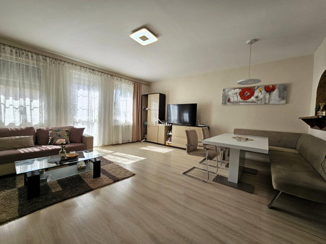 Eladó sorház, Mosonmagyaróváron 89.9 M Ft, 3 szobás