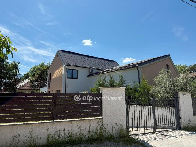 Eladó ipari ingatlan, Budapesten, III. kerületben 23.625 M Ft