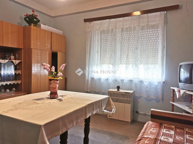 Eladó családi ház, Karcsán 14.99 M Ft, 3 szobás