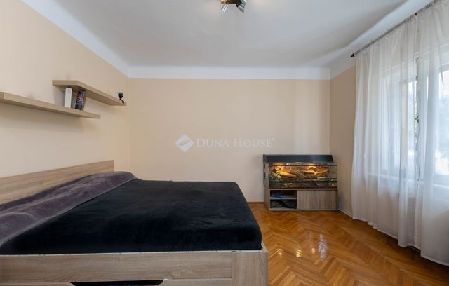 Eladó családi ház, Budapesten, XVIII. kerületben 74.9 M Ft
