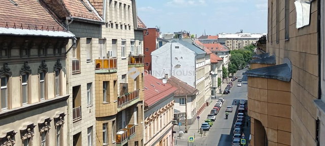 Eladó téglalakás, Budapesten, VII. kerületben, Dohány utcában