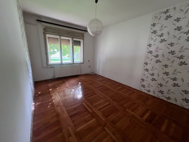 Eladó családi ház, Szarvason 35 M Ft, 4 szobás