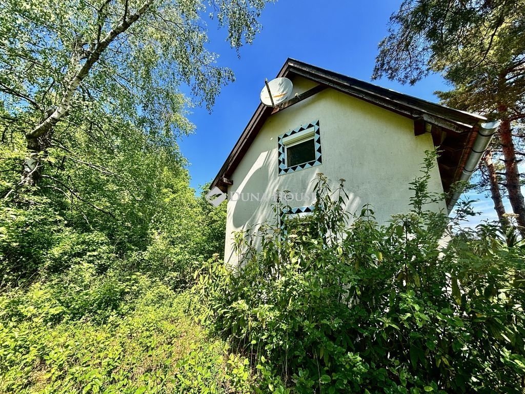2621m² · 49.900.000 ft