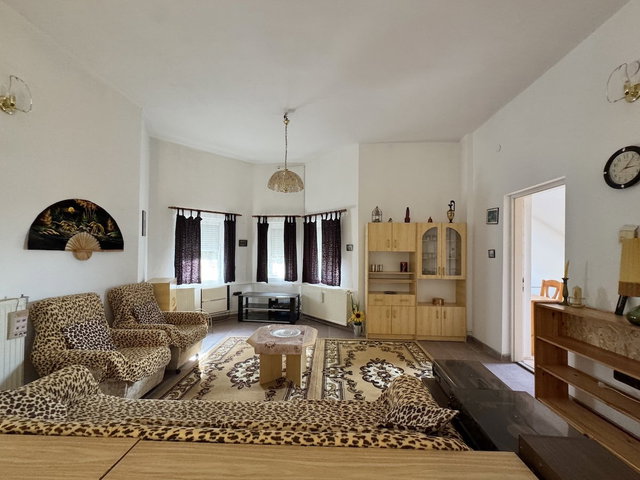 Eladó családi ház, Budakeszin 48.8 M Ft, 4 szobás