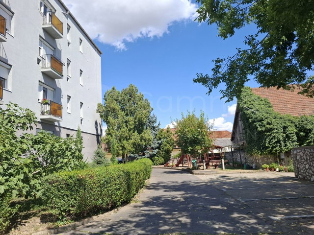 Eladó téglalakás, Miskolcon 30.5 M Ft, 2+1 szobás