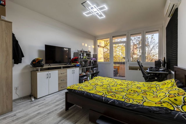 Eladó téglalakás, Budapesten, XX. kerületben 42.5 M Ft, 1 szobás