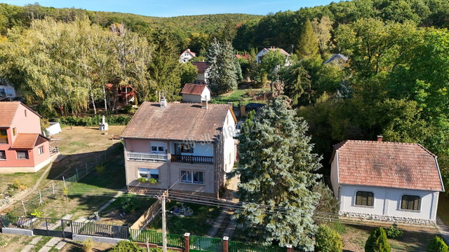 Eladó családi ház, Zebegényben 115 M Ft, 5 szobás
