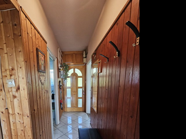Eladó téglalakás, Szekszárdon 32.8 M Ft, 1+2 szobás