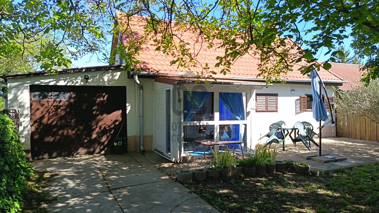 3 bed · 58m² · 56.900.000 ft