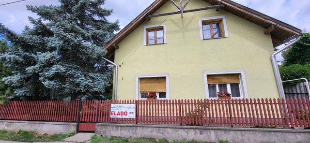 Eladó családi ház, Jászárokszálláson, Hunyadi János utcában