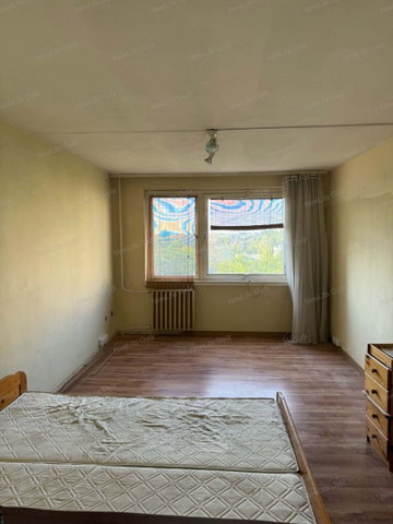 Eladó panellakás, Győrött 41.9 M Ft, 2 szobás