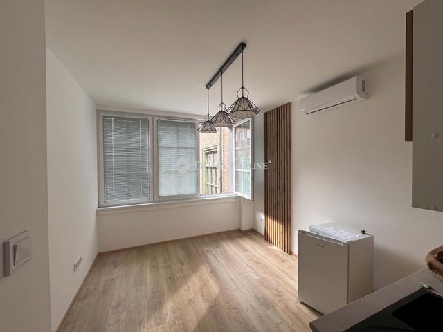 Eladó téglalakás, Budapesten, XXI. kerületben 21.5 M Ft