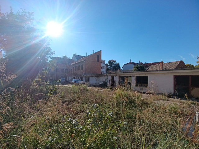 Eladó telek, Szegeden, Faragó utcában 550 M Ft