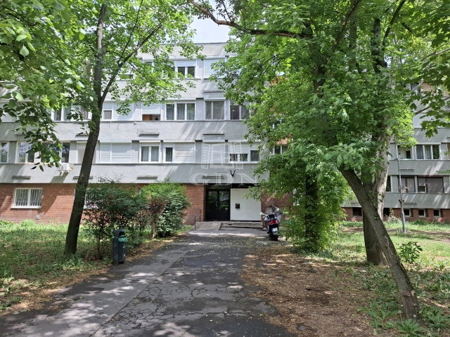 Eladó téglalakás, Budapesten, III. kerületben 39.9 M Ft