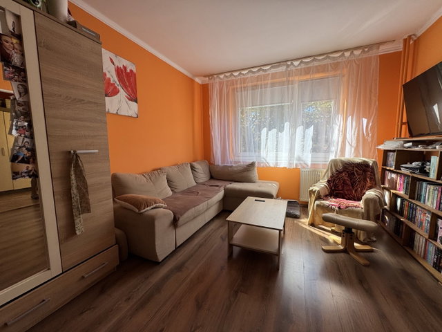 Eladó panellakás, Miskolcon 34.9 M Ft, 2+1 szobás