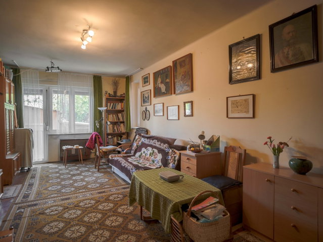 Eladó téglalakás, Szekszárdon, Székely Bertalan utcában