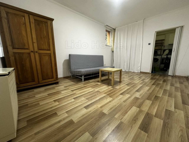 Eladó téglalakás, Veszprémben 41 M Ft, 1 szobás