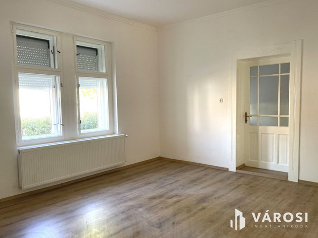 Eladó családi ház, Békéscsabán 39.5 M Ft, 3 szobás