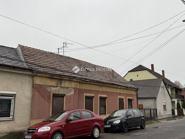 Eladó családi ház, Szentlőrincen 12.5 M Ft, 4 szobás