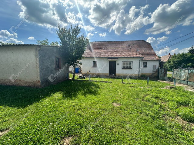 Eladó családi ház, Jákfán 21 M Ft, 2 szobás