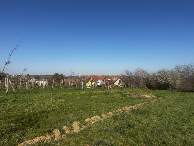 Eladó telek, Villányban 35 M Ft / költözzbe.hu