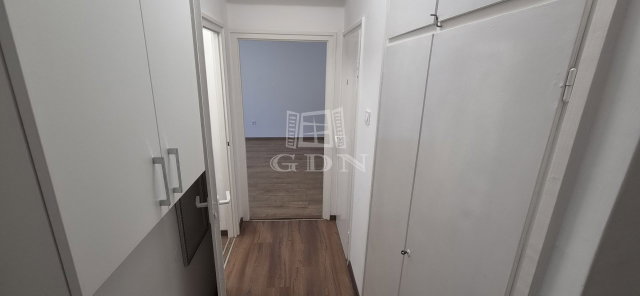 Eladó téglalakás, Nagykanizsán 34.9 M Ft, 2 szobás