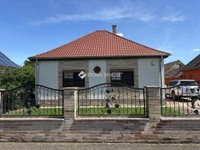Eladó családi ház, Csörnyeföldön 69.9 M Ft, 2 szobás