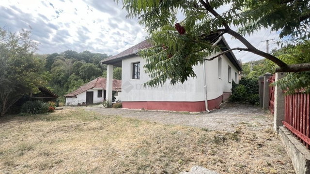 Eladó családi ház, Sajógalgócon 37.6 M Ft, 3+2 szobás