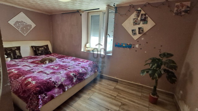 Eladó családi ház, Debrecenben 12.9 M Ft, 2 szobás