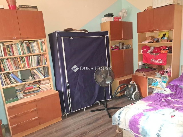 Eladó családi ház, Budakeszin, Fő utcában 38.9 M Ft, 1 szobás