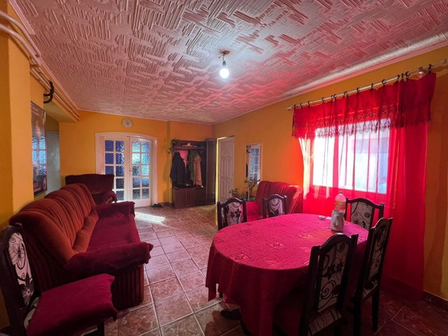 Eladó családi ház, Kiskőrösön 26.5 M Ft, 3 szobás