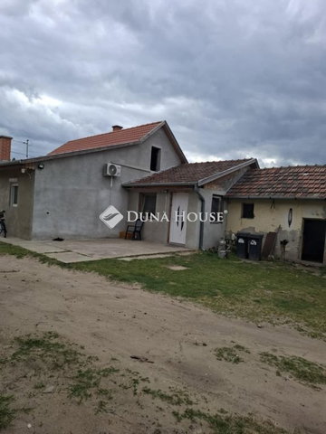 Eladó családi ház, Lakitelken 32 M Ft, 4 szobás