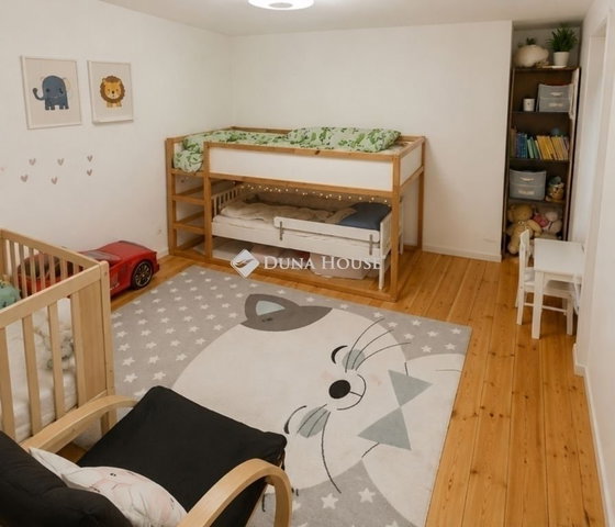 Eladó téglalakás, Budaörsön 75 M Ft, 3 szobás