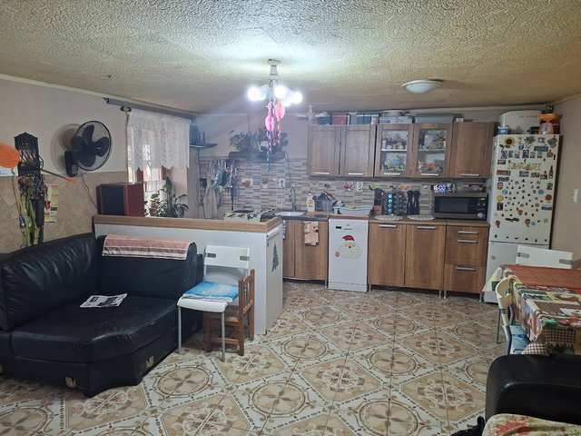 Eladó családi ház, Gyulajon 9.99 M Ft, 2 szobás