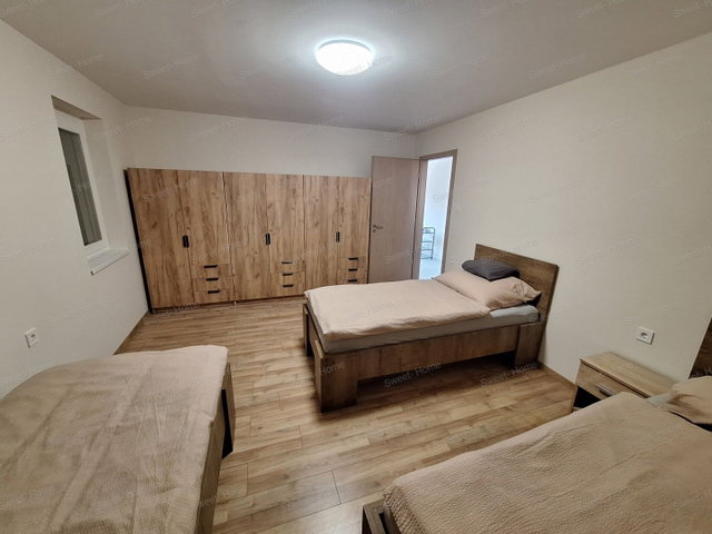 Kiadó családi ház, albérlet, Kecskeméten 550 E Ft / hó