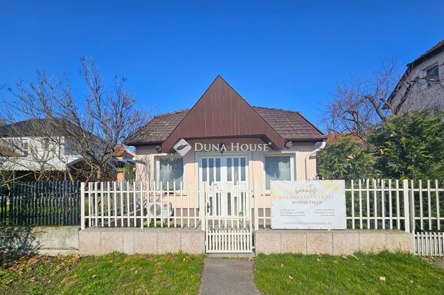 Eladó családi ház, Győrött, Liezen-Mayer utcában 254 M Ft