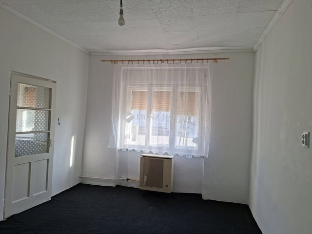 Eladó családi ház, Abában 46.9 M Ft, 4 szobás